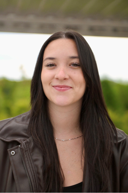 JORDANE VALLIÈRES, PROFESSEURE