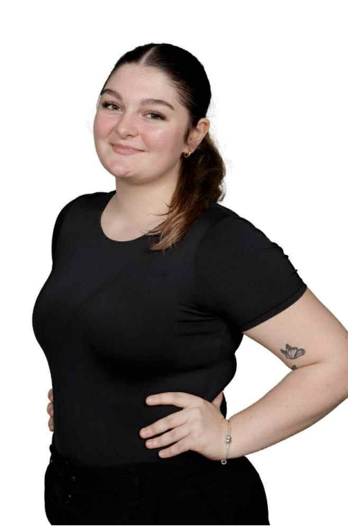 LEA BARIL, PROFESSEURE