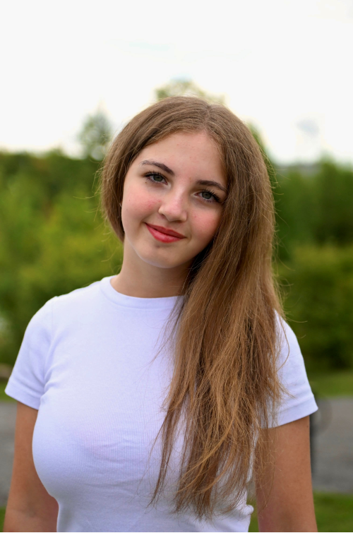 MAHÉE PONSINET  AIDE PROFESSEURE